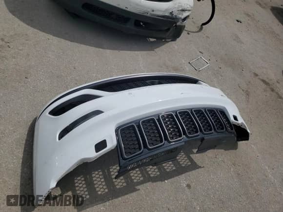 2019 Jeep Grand Cherokee Limited X with VIN 1C4RJFBT0KC588790, listed as a Copart auction lot 58140025 with 73,956 mi miles and Salvage title. Bid and sale history available at DreamBid. Image 13.