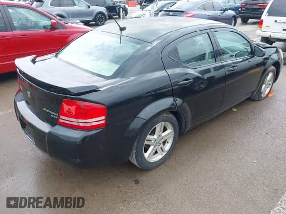 2009 Dodge Avenger SXT z VIN 1B3LC56B99N528146, wystawiony jako IAAI lot #42406934 z przebiegiem 153 442 mil mil oraz . Historia ofert i sprzedaży dostępna na DreamBid. Obrazek 4.