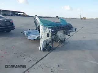 2022 Chevrolet Silverado 1500 LT z VIN 3GCUYDED3NG146456, wystawiony jako IAAI lot #40963925 z przebiegiem Nie podano mil oraz . Historia ofert i sprzedaży dostępna na DreamBid. Obrazek 1.
