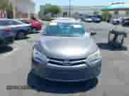 2017 Toyota Camry XLE z VIN 4T1BF1FK6HU369645, wystawiony jako IAAI lot #42371611 z przebiegiem 65 716 mil mil oraz . Historia ofert i sprzedaży dostępna na DreamBid. Obrazek 13.