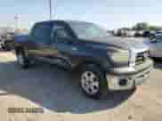 2007 Toyota Tundra SR5 z VIN 5TBET54107S455315, wystawiony jako Copart lot #68224025 z przebiegiem 213 245 mil mil oraz Czysty tytuł • Clean title. Historia ofert i sprzedaży dostępna na DreamBid. Obrazek 4.