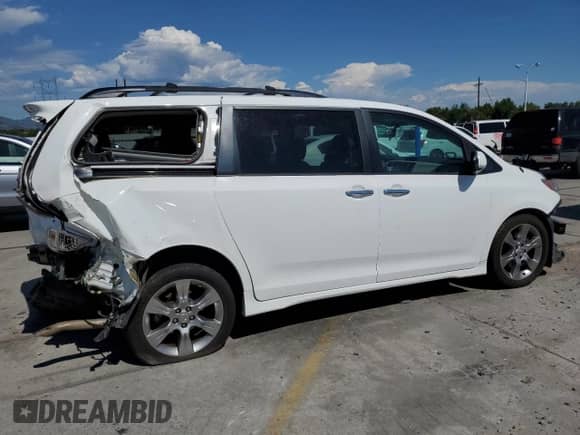 2013 Toyota Sienna SE with VIN 5TDXK3DC5DS394290, listed as a Copart auction lot 64800965 with 149,374 mi miles and Salvage title. Bid and sale history available at DreamBid. Image 3.