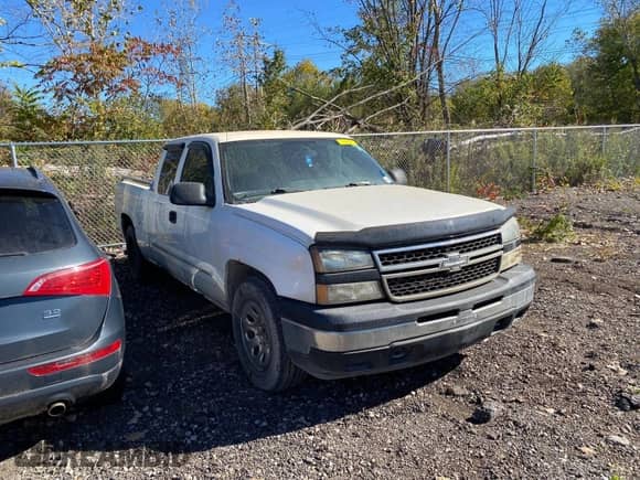 2006 Chevrolet Silverado 1500 Work Truck с VIN 1GCEC19V46Z222918, выставлен на аукционе IAAI как лот 43538270 с пробегом 208 200 миль миль и . История ставок и продаж доступна на DreamBid. Изображение 15.