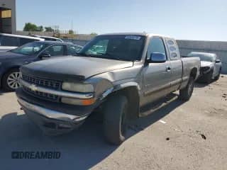 2001 Chevrolet Silverado 1500 LS с VIN 2GCEK19T111174359, выставлен на аукционе Copart как лот 60926275 с пробегом 356 242 миль миль и Списание • Salvage title. История ставок и продаж доступна на DreamBid. Изображение 1.