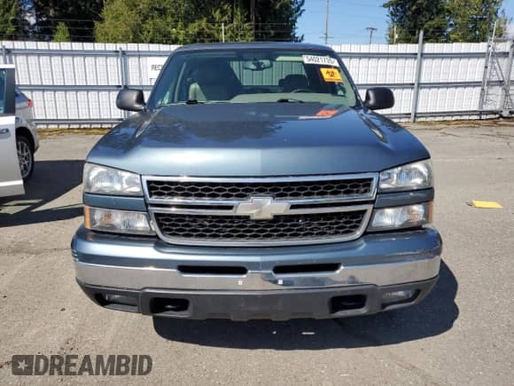 2006 Chevrolet Silverado 1500 LT3 z VIN 2GCEK13T661161686, wystawiony jako Copart lot #54021735 z przebiegiem 70 169 mil mil oraz Szkoda całkowita • Salvage title. Historia ofert i sprzedaży dostępna na DreamBid. Obrazek 5.