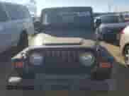 2005 Jeep Wrangler SE z VIN 1J4FA291X5P340277, wystawiony jako Copart lot #88562825 z przebiegiem 224 475 mil mil oraz Czysty tytuł • Clean title. Historia ofert i sprzedaży dostępna na DreamBid. Obrazek 5.