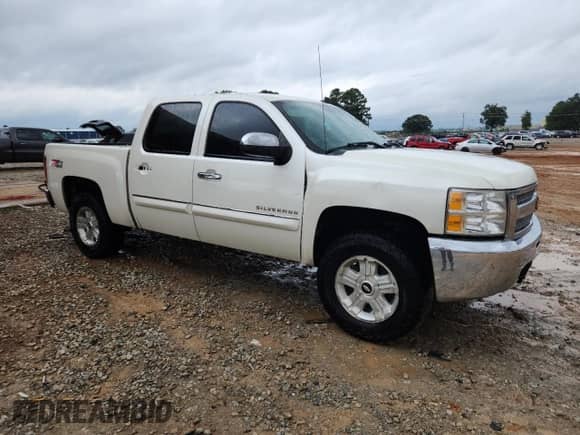 2013 Chevrolet Silverado 1500 LT с VIN 3GCPKSE77DG167838, выставлен на аукционе Copart как лот 84030425 с пробегом 182 220 миль миль и Списание • Salvage title. История ставок и продаж доступна на DreamBid. Изображение 4.