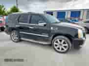 2014 Cadillac Escalade Luxury с VIN 1GYS3BEF7ER155019, выставлен на аукционе Copart как лот 59589975 с пробегом 153 938 миль миль и Списание • Salvage title. История ставок и продаж доступна на DreamBid. Изображение 4.