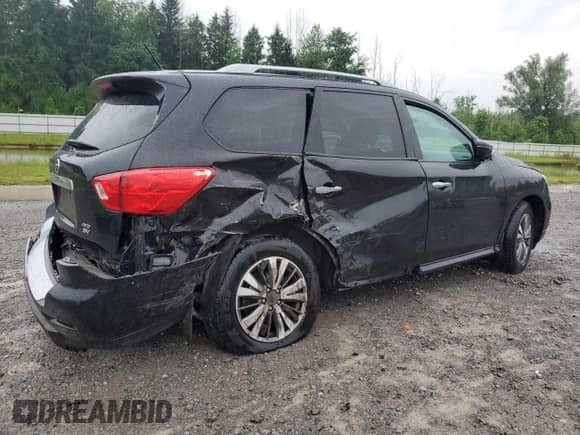 2017 Nissan Pathfinder SV with VIN 5N1DR2MM4HC651590, listed as a Copart auction lot 66747535 with 152,015 mi miles and Salvage title. Bid and sale history available at DreamBid. Image 3.