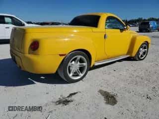 2004 Chevrolet SSR LS z VIN 1GCES14P24B105517, wystawiony jako Copart lot #87929735 z przebiegiem 166 906 mil mil oraz Szkoda całkowita • Salvage title. Historia ofert i sprzedaży dostępna na DreamBid. Obrazek 3.