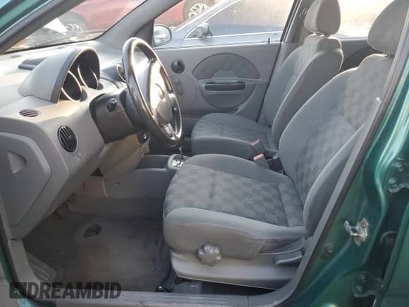 2004 Chevrolet Aveo с VIN KL1TD626X4B204375, выставлен на аукционе Copart как лот 82783333 с пробегом 127 573 миль миль и На запчасти • Non repairable. История ставок и продаж доступна на DreamBid. Изображение 7.