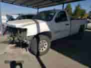 2007 GMC Sierra 1500 Work Truck с VIN 1GTEC14C77Z591814, выставлен на аукционе Copart как лот 70355135 с пробегом 227 352 миль миль и Списание • Salvage title. История ставок и продаж доступна на DreamBid. Изображение 1.