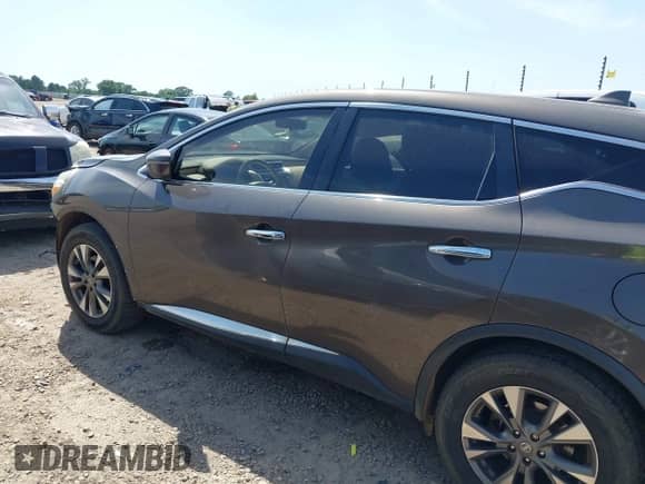 2016 Nissan Murano Platinum with VIN 5N1AZ2MG9GN143924, listed as a IAAI auction lot 42247855 with 180,433 mi miles and . Bid and sale history available at DreamBid. Image 15.