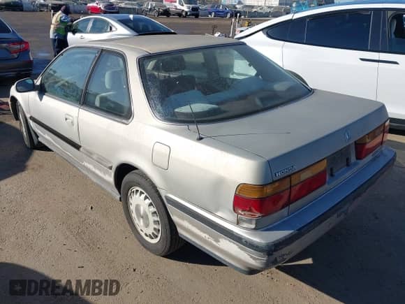 1990 Honda Accord with VIN 1HGCB7266LA047597, listed as a IAAI auction lot 43554667 with 117,115 mi miles and . Bid and sale history available at DreamBid. Image 3.
