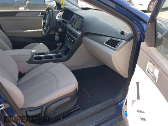 2015 Hyundai Sonata Eco with VIN 5NPE24AA1FH117774, listed as a IAAI auction lot 42616331 with 48,866 mi miles and . Bid and sale history available at DreamBid. Image 5.