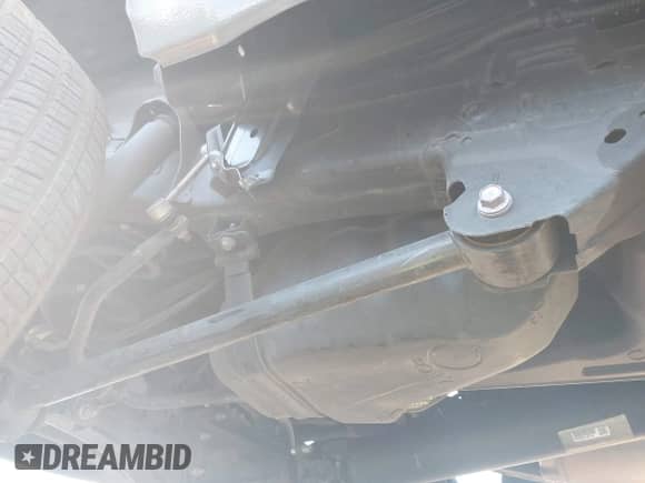 2024 Toyota Tacoma SR5 z VIN 3TMLB5JN9RM057547, wystawiony jako IAAI lot #42865640 z przebiegiem 28 049 mil mil oraz . Historia ofert i sprzedaży dostępna na DreamBid. Obrazek 19.