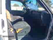 2001 Chevrolet Silverado 1500 LS z VIN 1GCEK19T51E287181, wystawiony jako IAAI lot #43560361 z przebiegiem Nie podano mil oraz . Historia ofert i sprzedaży dostępna na DreamBid. Obrazek 5.