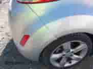 2012 Hyundai Veloster w/Black Int с VIN KMHTC6AD4CU021595, выставлен на аукционе IAAI как лот 42004371 с пробегом 149 637 миль миль и . История ставок и продаж доступна на DreamBid. Изображение 14.