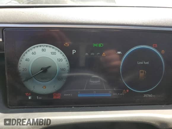 2022 Hyundai Santa Cruz Limited with VIN 5NTJEDAF5NH014956, listed as a Copart auction lot 61217295 with 35,760 mi miles and Salvage title. Bid and sale history available at DreamBid. Image 9.