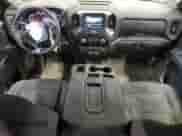 2022 Chevrolet Silverado 2500HD Work Truck z VIN 1GC4YLE72NF288531, wystawiony jako Copart lot #80500695 z przebiegiem 69 300 mil mil oraz Szkoda całkowita • Salvage title. Historia ofert i sprzedaży dostępna na DreamBid. Obrazek 8.