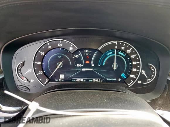 2018 BMW 5 Series 530e z VIN WBAJA9C56JB250651, wystawiony jako Copart lot #64629325 z przebiegiem 49 591 mil mil oraz Czysty tytuł • Clean title. Historia ofert i sprzedaży dostępna na DreamBid. Obrazek 9.