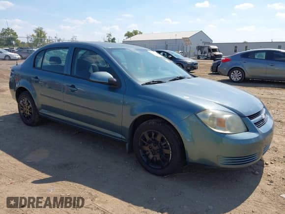 2010 Chevrolet Cobalt 1LT с VIN 1G1AD5F53A7132535, выставлен на аукционе IAAI как лот 43210077 с пробегом 287 819 миль миль и . История ставок и продаж доступна на DreamBid. Изображение 1.