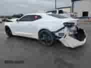 2022 Chevrolet Camaro 2LT z VIN 1G1FD1RSXN0124074, wystawiony jako Copart lot #41914925 z przebiegiem 42 884 mil mil oraz Szkoda całkowita • Salvage title. Historia ofert i sprzedaży dostępna na DreamBid. Obrazek 2.