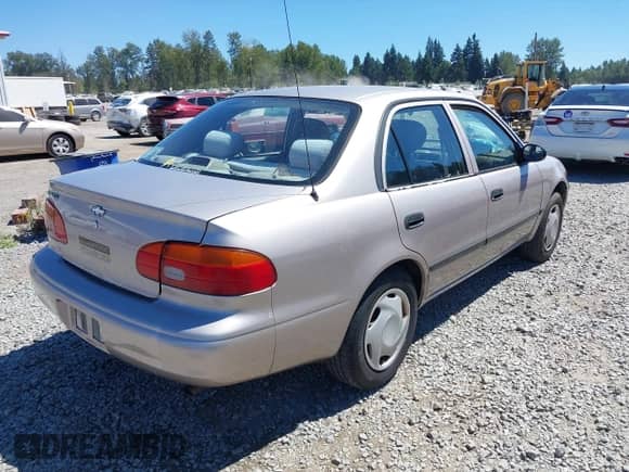 2000 Chevrolet Prizm LSi с VIN 1Y1SK5284YZ433343, выставлен на аукционе IAAI как лот 42821131 с пробегом 193 923 миль миль и . История ставок и продаж доступна на DreamBid. Изображение 4.