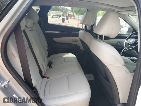 2024 Hyundai Tucson Limited z VIN KM8JECD16RU211988, wystawiony jako Copart lot #53976345 z przebiegiem 7 972 mil mil oraz Szkoda całkowita • Salvage title. Historia ofert i sprzedaży dostępna na DreamBid. Obrazek 11.