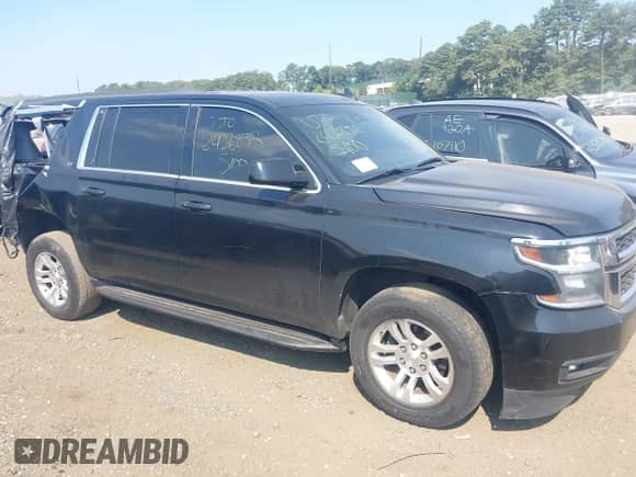 2015 Chevrolet Suburban LT с VIN 1GNSKJKC7FR620534, выставлен на аукционе IAAI как лот 40329963 с пробегом Не указан миль и . История ставок и продаж доступна на DreamBid. Изображение 12.