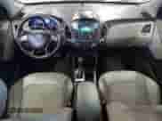 2015 Hyundai Tucson SE z VIN KM8JUCAG6FU974956, wystawiony jako Copart lot #69148475 z przebiegiem 99 898 mil mil oraz Czysty tytuł • Clean title. Historia ofert i sprzedaży dostępna na DreamBid. Obrazek 8.