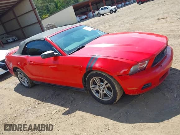 2012 Ford Mustang V6 with VIN 1ZVBP8EM7C5225017, listed as a IAAI auction lot 43158502 with 298,512 mi miles and . Bid and sale history available at DreamBid. Image 13.