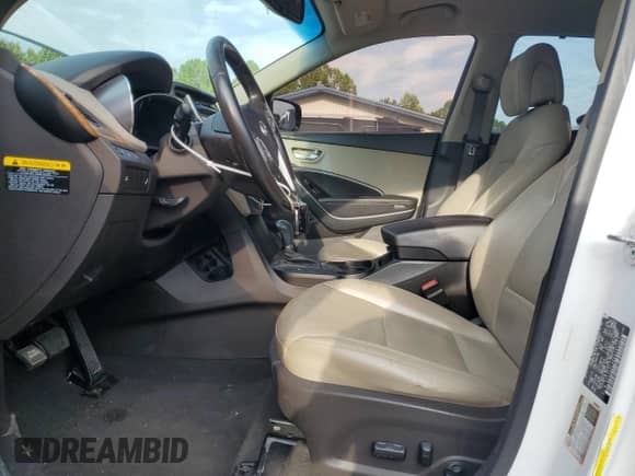 2014 Hyundai Santa Fe with VIN 5XYZU3LAXEG165167, listed as a Copart auction lot 83979355 with 135,202 mi miles and Clean title. Bid and sale history available at DreamBid. Image 7.