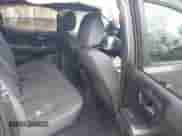 2017 Toyota Tacoma SR5 с VIN 5TFCZ5ANXHX110552, выставлен на аукционе IAAI как лот 43337089 с пробегом 129 010 миль миль и . История ставок и продаж доступна на DreamBid. Изображение 8.