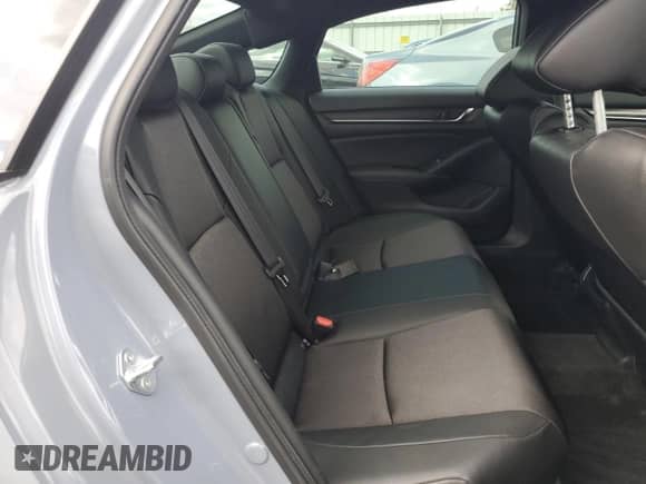 2022 Honda Accord Sport с VIN 1HGCV3F27NA033637, выставлен на аукционе Copart как лот 82208245 с пробегом Не указан миль и Списание • Salvage title. История ставок и продаж доступна на DreamBid. Изображение 10.