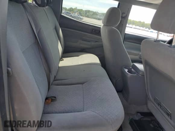 2008 Toyota Tacoma PreRunner with VIN 5TEKU72N58Z507048, listed as a Copart auction lot 70804855 with 183,949 mi miles and Salvage title. Bid and sale history available at DreamBid. Image 10.