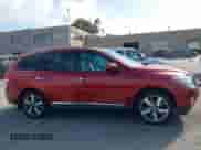 2014 Nissan Pathfinder S z VIN 5N1AR2MM2EC632504, wystawiony jako IAAI lot #42489566 z przebiegiem 224 744 mil mil oraz . Historia ofert i sprzedaży dostępna na DreamBid. Obrazek 13.