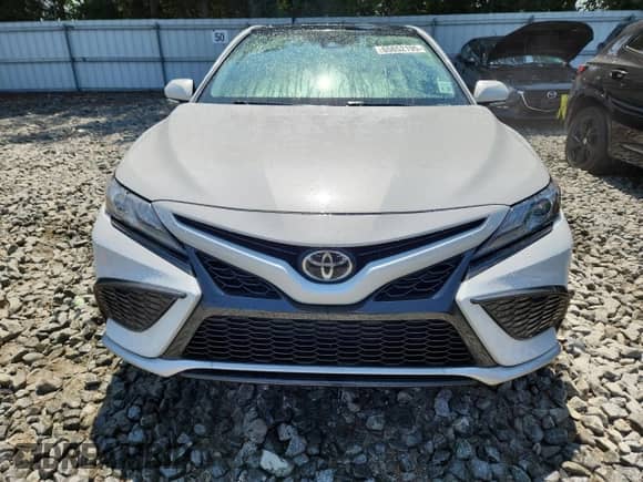 2022 Toyota Camry XSE with VIN 4T1K61BKXNU055868, listed as a Copart auction lot 65652195 with 56,360 mi miles and Salvage title. Bid and sale history available at DreamBid. Image 5.
