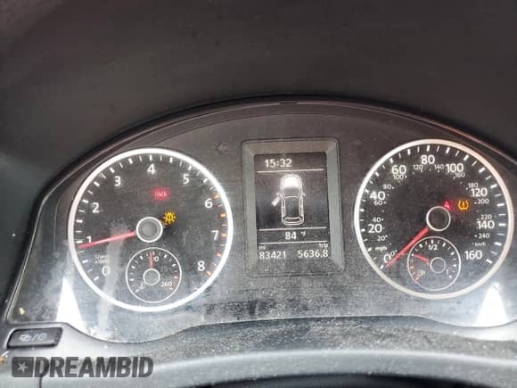 2014 Volkswagen Tiguan with VIN WVGCV3AX4EW526613, listed as a Copart auction lot 73949784 with 83,421 mi miles and Salvage title. Bid and sale history available at DreamBid. Image 9.