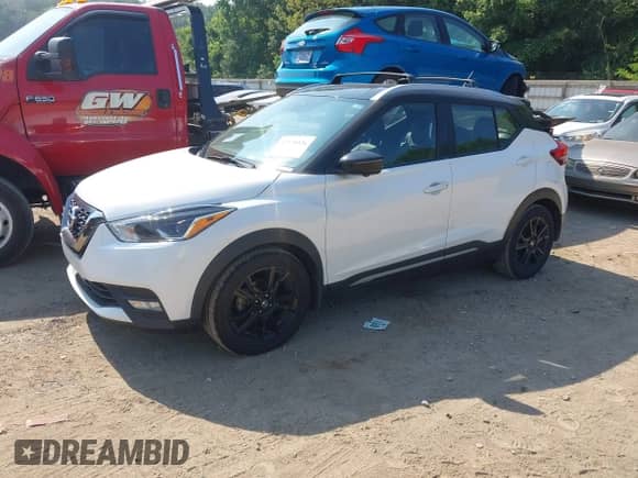 2020 Nissan Kicks SR z VIN 3N1CP5DV6LL565939, wystawiony jako IAAI lot #42570926 z przebiegiem 59 608 mil mil oraz . Historia ofert i sprzedaży dostępna na DreamBid. Obrazek 17.