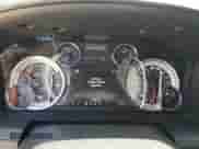 2016 Ram 1500 Laramie z VIN 1C6RR7VT7GS323038, wystawiony jako Copart lot #57514995 z przebiegiem 167 054 mil mil oraz Szkoda całkowita • Salvage title. Historia ofert i sprzedaży dostępna na DreamBid. Obrazek 9.