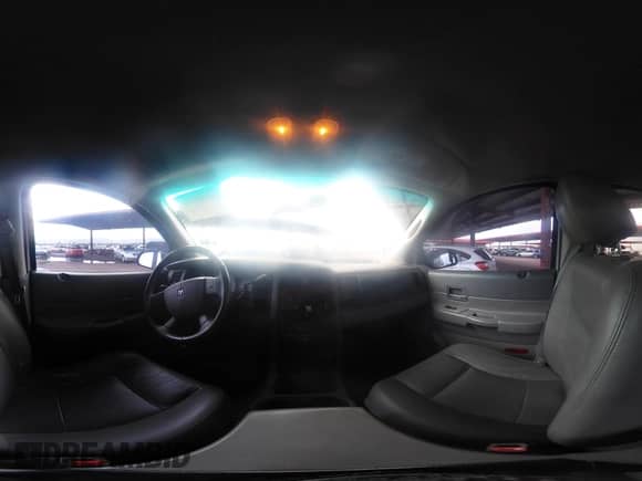 2005 Dodge Durango SLT с VIN 1D4HD48D15F539837, выставлен на аукционе IAAI как лот 43155762 с пробегом 215 541 миль миль и . История ставок и продаж доступна на DreamBid. Изображение 18.