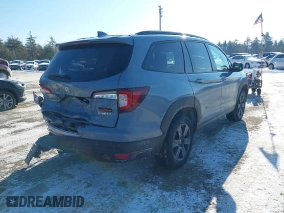 2022 Honda Pilot TrailSport with VIN 5FNYF6H82NB032908, listed as a IAAI auction lot 41401758 with 43,616 mi miles and . Bid and sale history available at DreamBid. Image 4.