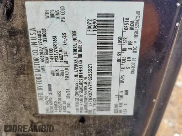 2000 Ford F-150 XL z VIN 1FTRX07W7YKB25221, wystawiony jako Copart lot #81145555 z przebiegiem Nie podano mil oraz Szkoda całkowita • Salvage title. Historia ofert i sprzedaży dostępna na DreamBid. Obrazek 12.