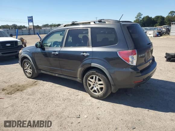 2009 Subaru Forester X с VIN JF2SH63649H724312, выставлен на аукционе Copart как лот 82261655 с пробегом 294 712 миль миль и Списание • Salvage title. История ставок и продаж доступна на DreamBid. Изображение 2.