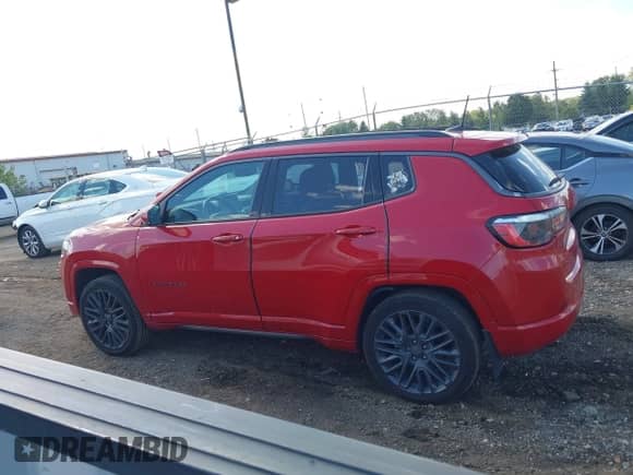 2022 Jeep Compass Limited with VIN 3C4NJDCB9NT157611, listed as a IAAI auction lot 43313280 with 59,475 mi miles and . Bid and sale history available at DreamBid. Image 14.