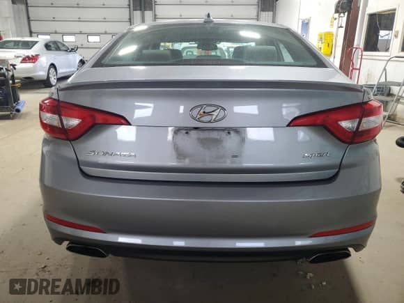 2017 Hyundai Sonata Sport z VIN 5NPE34AF4HH588331, wystawiony jako Copart lot #70566855 z przebiegiem Nie podano mil oraz Szkoda całkowita • Salvage title. Historia ofert i sprzedaży dostępna na DreamBid. Obrazek 6.