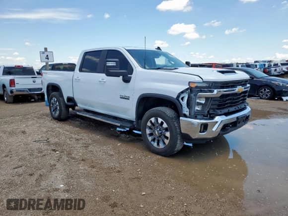 2024 Chevrolet Silverado 2500HD LT z VIN 2GC4YNEYXR1129905, wystawiony jako Copart lot #65594775 z przebiegiem 51 954 mil mil oraz Szkoda całkowita • Salvage title. Historia ofert i sprzedaży dostępna na DreamBid. Obrazek 4.