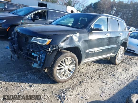 2018 Jeep Grand Cherokee Summit с VIN 1C4RJFJG1JC211047, выставлен на аукционе IAAI как лот 41133865 с пробегом 66 588 миль миль и . История ставок и продаж доступна на DreamBid. Изображение 2.