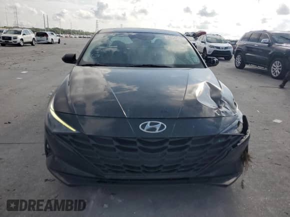 2022 Hyundai Elantra Blue z VIN KMHLM4AJ1NU031317, wystawiony jako Copart lot #62342795 z przebiegiem 101 286 mil mil oraz Szkoda całkowita • Salvage title. Historia ofert i sprzedaży dostępna na DreamBid. Obrazek 5.